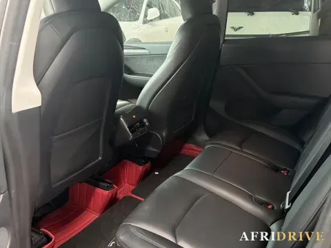 2024 Tesla Model Y 3