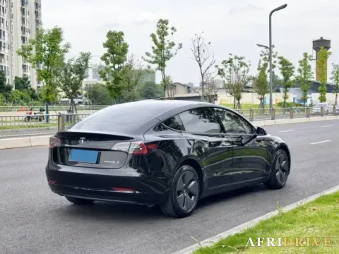 2021 Tesla Model 3 8