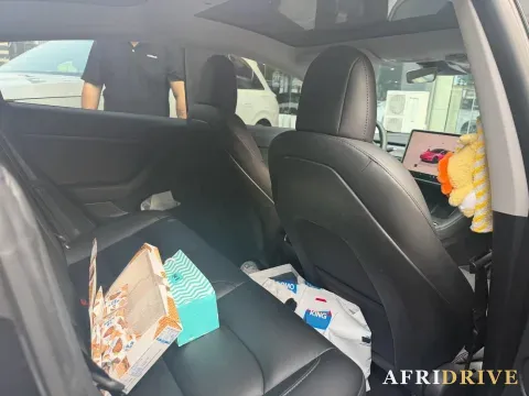 2022 Tesla Model 3 4