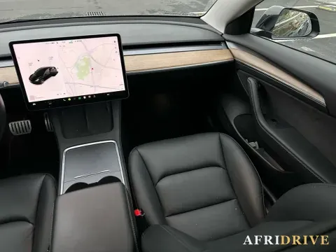 2021 Tesla Model 3 4