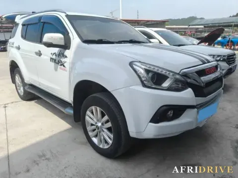 2018 Isuzu Mu-X 2