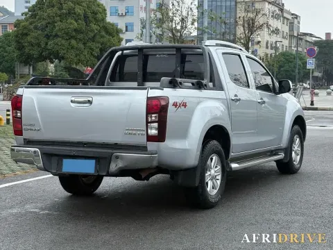 2019 Isuzu D-MAX 8