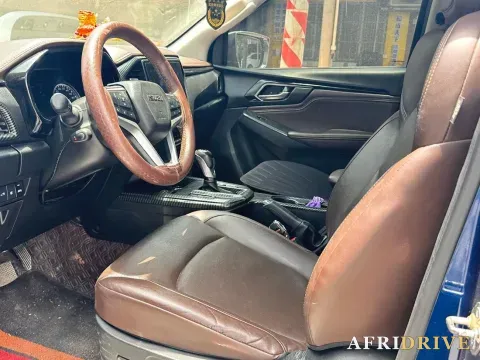 2021 Isuzu D-MAX 5