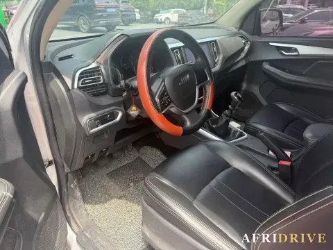 2019 Isuzu RE-MAX Jim 7