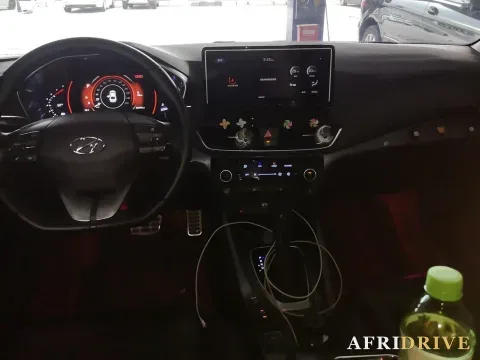 2021 Hyundai La Festa 4