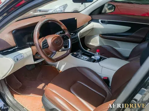 2021 Hyundai Mistra 3