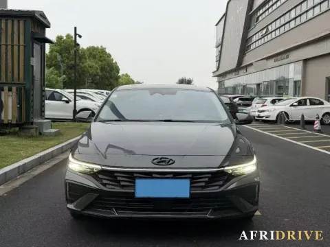 2023 Hyundai Elantra 4