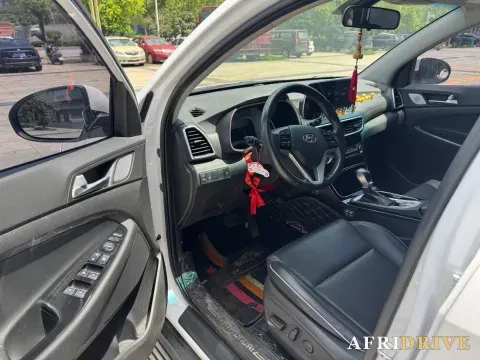 2020 Hyundai Tucson 2
