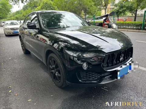 2019 Maserati Levante 4