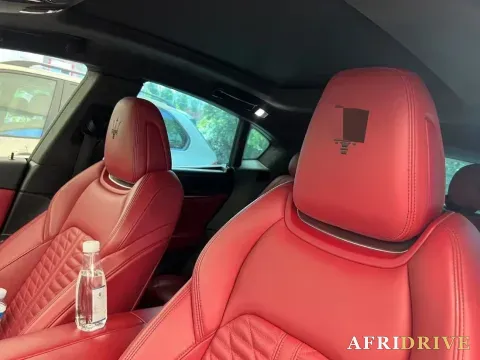 2019 Maserati Levante 4
