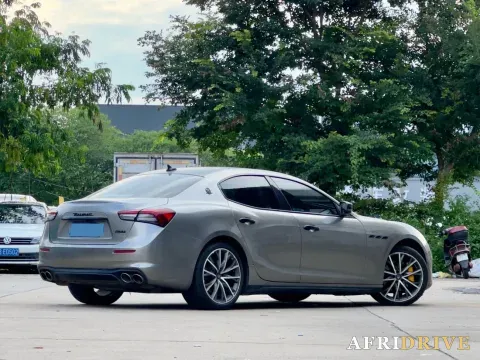 2019 Maserati Ghibli 3