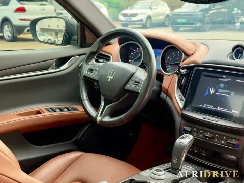 2019 Maserati Ghibli 6