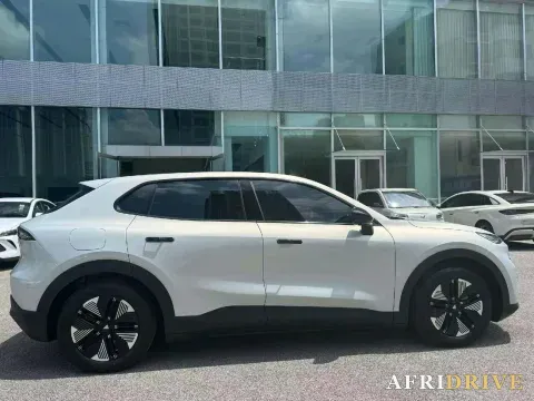 2025 DongFeng eπ eπ007 7
