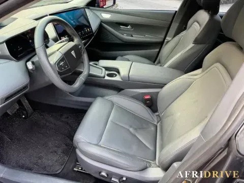 2022 Mazda 3 Axela 2