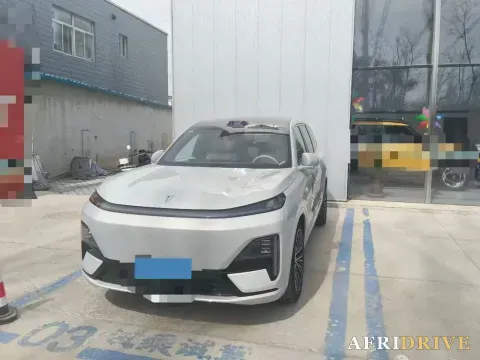 2025 Deepal S09 2
