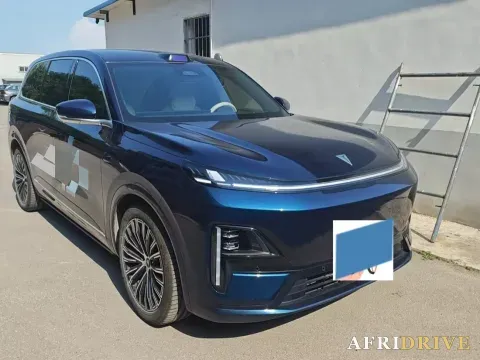 2025 Deepal S09 4