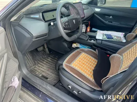 2022 DongFeng Forthing LingZhi EV 2