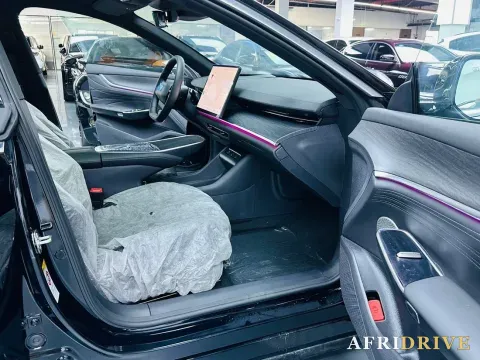 2025 ChangAn QiYuan A07 6