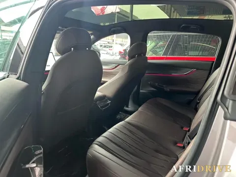 2025 ChangAn QiYuan A07 3