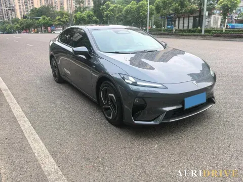 2025 Deepal L07 3