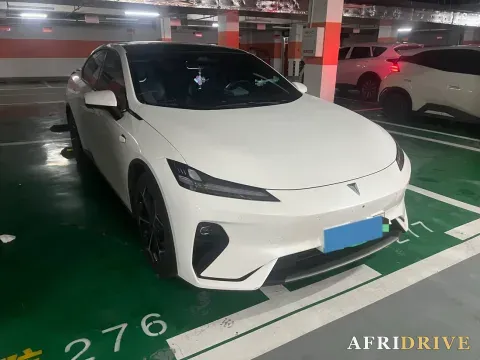 2025 Deepal L07 3