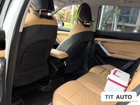 2023 Geely StarRay 6
