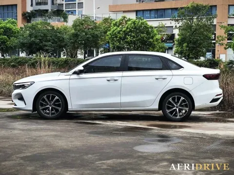 2022 Geely Emgrand 5