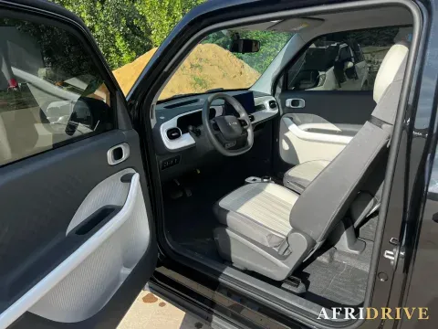 2025 Geely Galaxy Panda 4