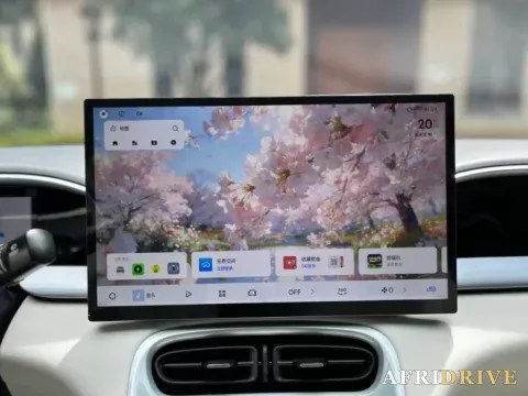 2025 Geely Galaxy XingYuan 8