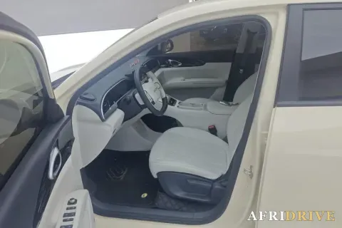 2025 Geely Galaxy XingYuan 4