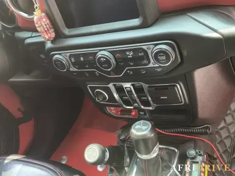 2019 Jeep Wrangler 4