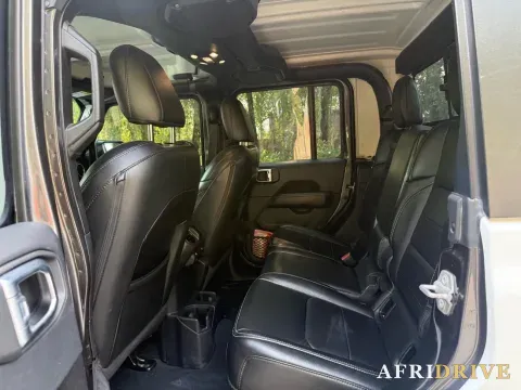 2022 Jeep Gladiator 4
