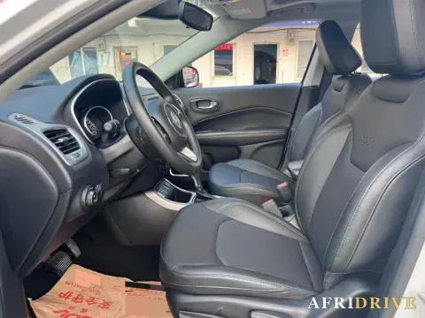 2019 Jeep Compass 8