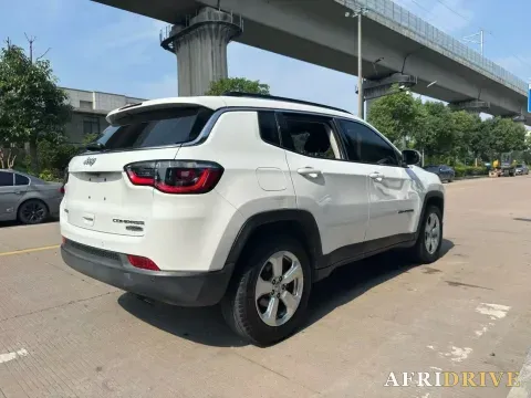 2019 Jeep Compass 4