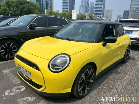 2024 MINI COOPER