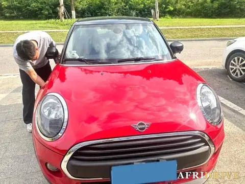 2020 MINI MINI 5