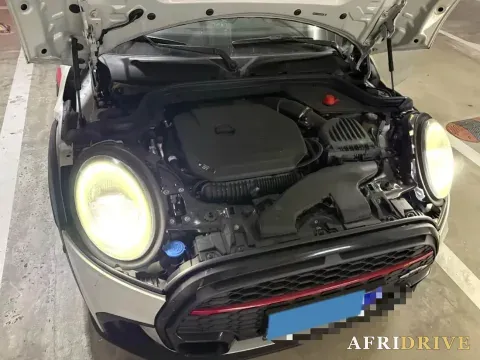 2022 MINI JCW 5