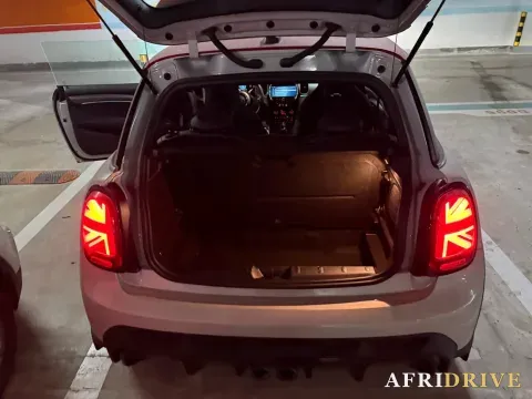 2022 MINI JCW 7