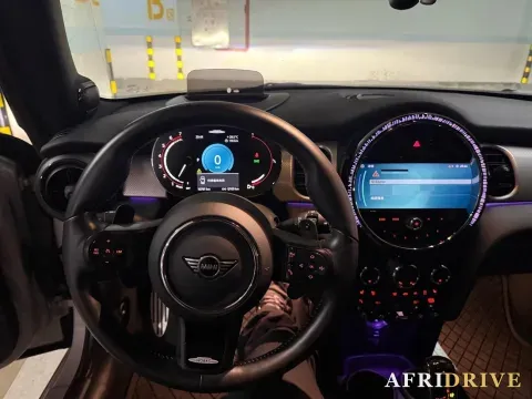 2022 MINI JCW 8