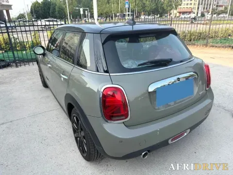 2018 MINI MINI 4