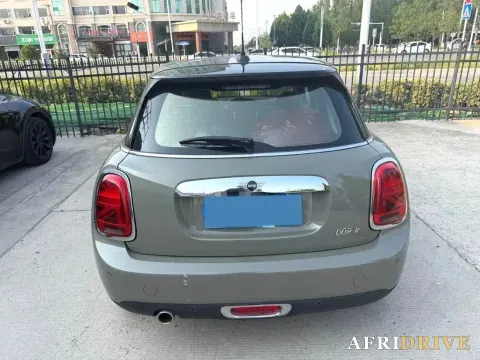 2018 MINI MINI 5