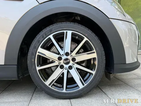 2023 MINI MINI 7