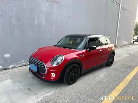 2019 MINI MINI