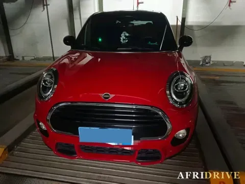 2018 MINI MINI 2