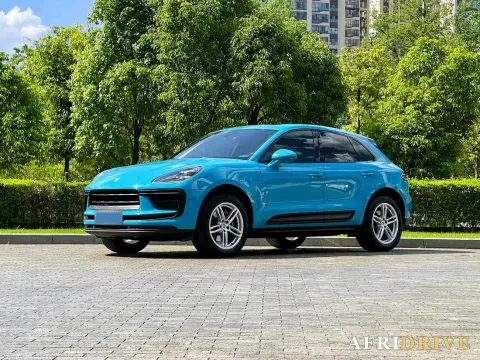 2022 Porsche Macan