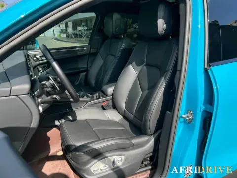 2022 Porsche Macan 8
