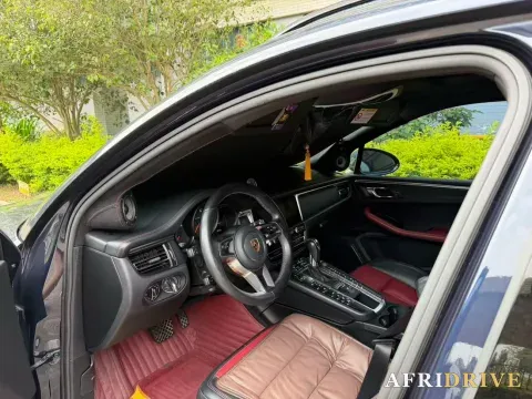 2018 Porsche Macan 5