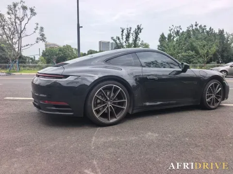 2020 Porsche 911 2