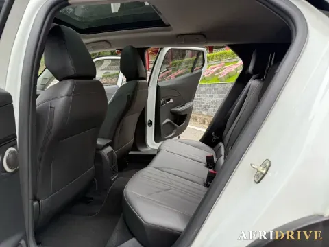 2022 Peugeot 2008 6