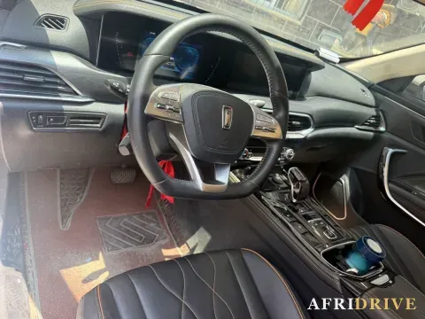 2020 Bestune T77 3